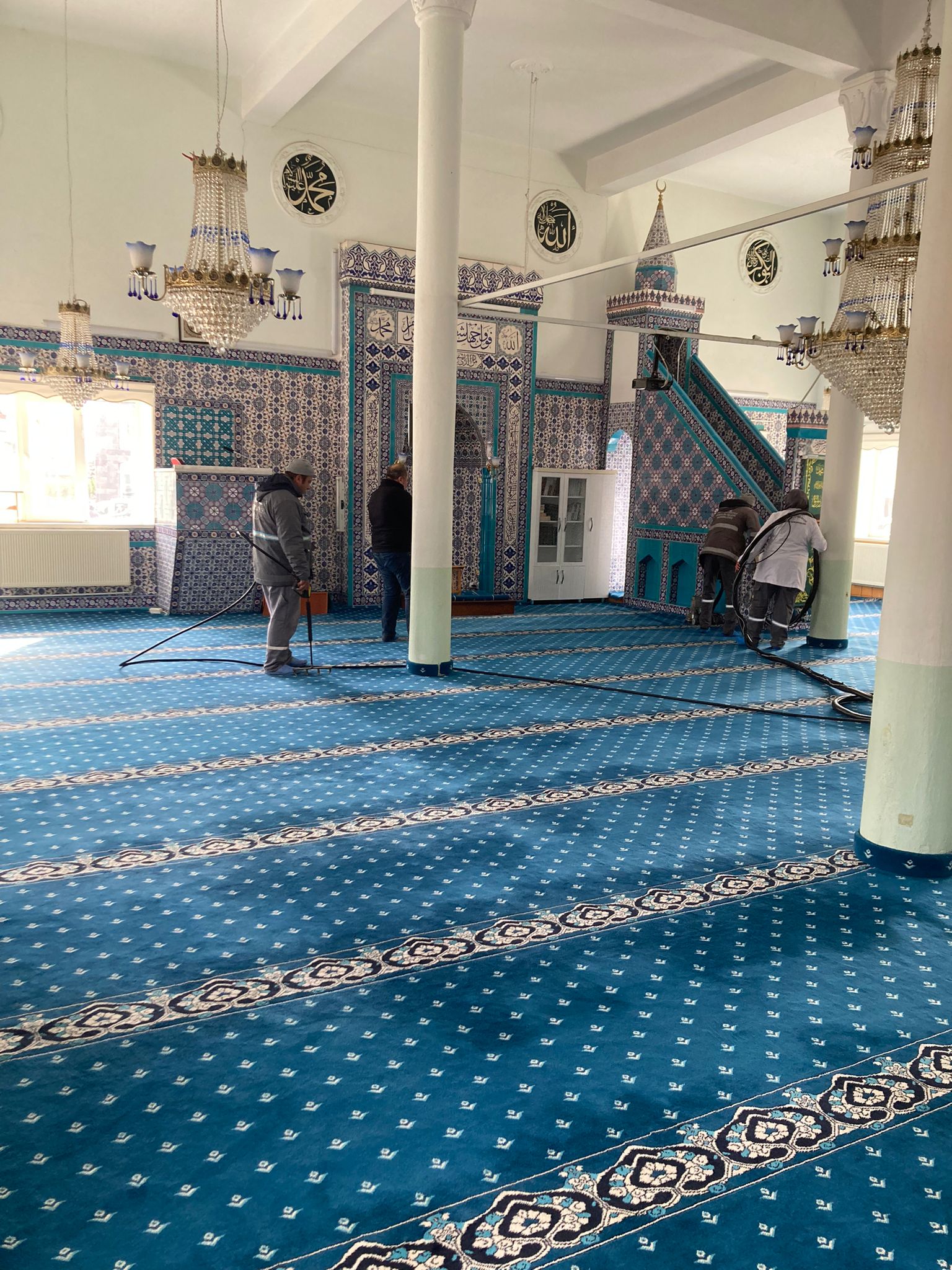 BELEDİYEMİZDE RAMAZAN BAYRAMI ÖNCESİ CAMİLER TEMİZLENDİ.