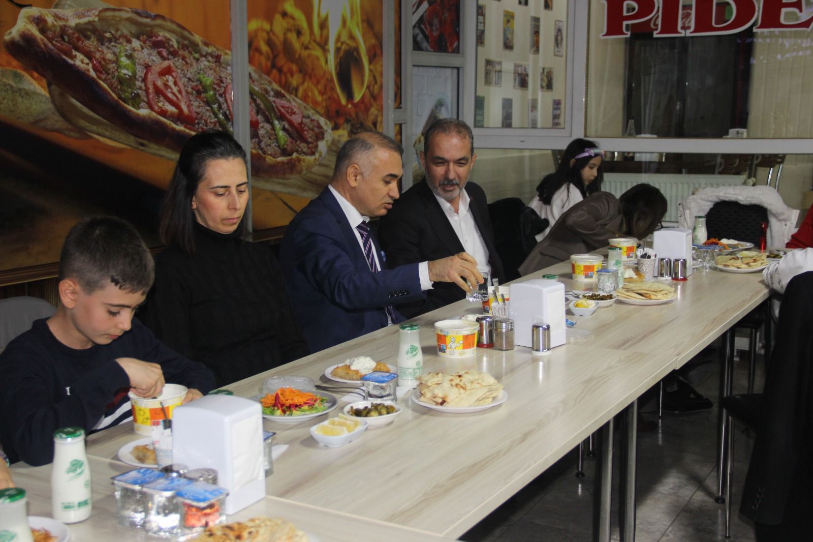 Atabey Belediye Başkanımız Serdar Pehlivan Şehit Yakınları, Gazilerimiz ve Vatandaşlarımızla Bir Araya Geldi.